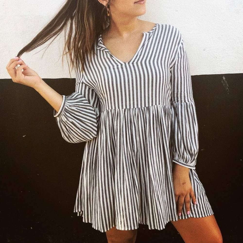 Forever 21 dress. Size Medium.